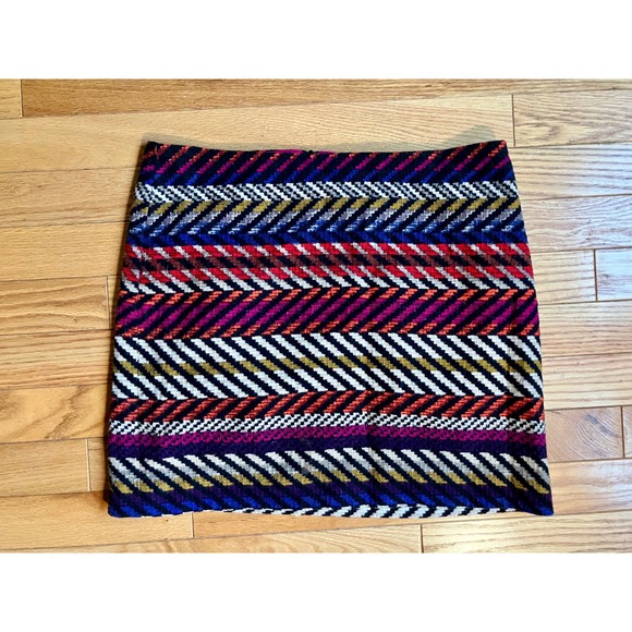 Trina Turk Dresses & Skirts - Trina Turk Geometric Stripe Mini Skirt Size 2 Textured Wool Blend